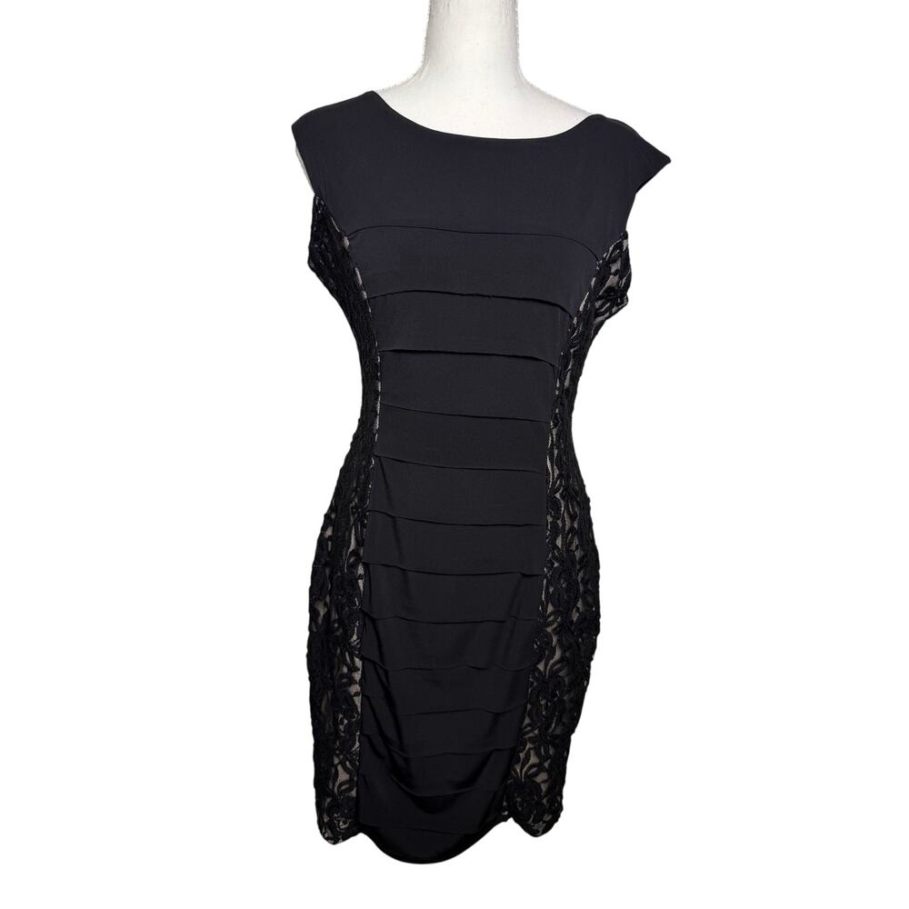 En Focus Studio Black Lace Side Panel Ruched Sheath Dress